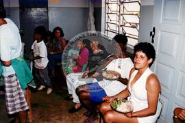 Visita do presidente do INCRA no assentamento "Sumaré" do MST (São Paulo (Estado), 23 out. 1995) [fotografia] / Fotógrafo(a) : Douglas Mansur. -- Ref.: BR-SPMST_MST-SN-CIN_AMP_000669-003763-ARV.