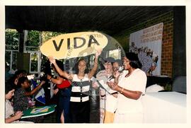 Asamblea Latino Americana de Mujeres del Campo, 1a (Brasília-DF, nov. 1997) [fotografia] / Fotógrafo(a) : Arquivo MST. -- Ref.: BR-SPMST_MST-SN-CIN_AMP_001134-009402-RIT.