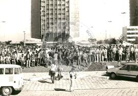 Manifestação no Dia do Trabalhador Rural (Florianópolis-SC, 25 jul. 1986) [fotografia] / Fotógrafo(a) : CPT/Florianópolis. -- Ref.: BR-SPMST_MST-SN-CIN_AMP_000480-002801-AMT.