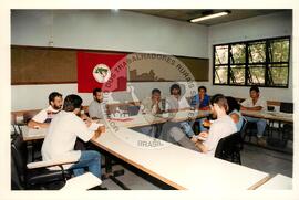 Reunião da Coordenação Nacional (São Paulo (Estado), jan. 1997) [fotografia] / Fotógrafo(a) : Douglas Mansur. -- Ref.: BR-SPMST_MST-SN-CIN_AMP_000944-007427-ENC.