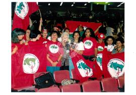 Encontro de Mulheres (Cuba, abr. 1998) [fotografia] / Fotógrafo(a) : Douglas Mansur. -- Ref.: BR-SPMST_MST-SN-CIN_AMP_001041-008294-RIT.