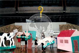 Encontro de Jovens do MST, na Ucicamp, 3o (Campinas-SP, 14 fev. 2001) [fotografia] / Fotógrafo(a) : Marcelo Cafaldo. -- Ref.: BR-SPMST_MST-SN-CIN_AMP_000904-006783-ENJ.