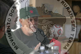 [Título n/d] : lote nº 002, pasta nº 001360, doc. nº 000064 [imagem] / Fotógrafo(a) : [autoria n/d].